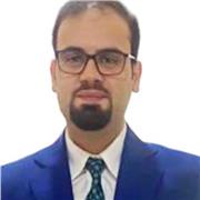 Laureato in lingue e culture orientali. Insegnante di italiano, inglese, arabo